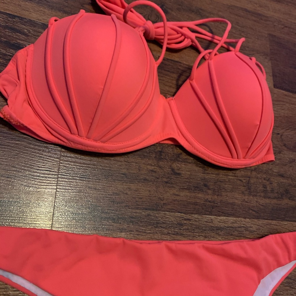 Neon Bikini - image 2